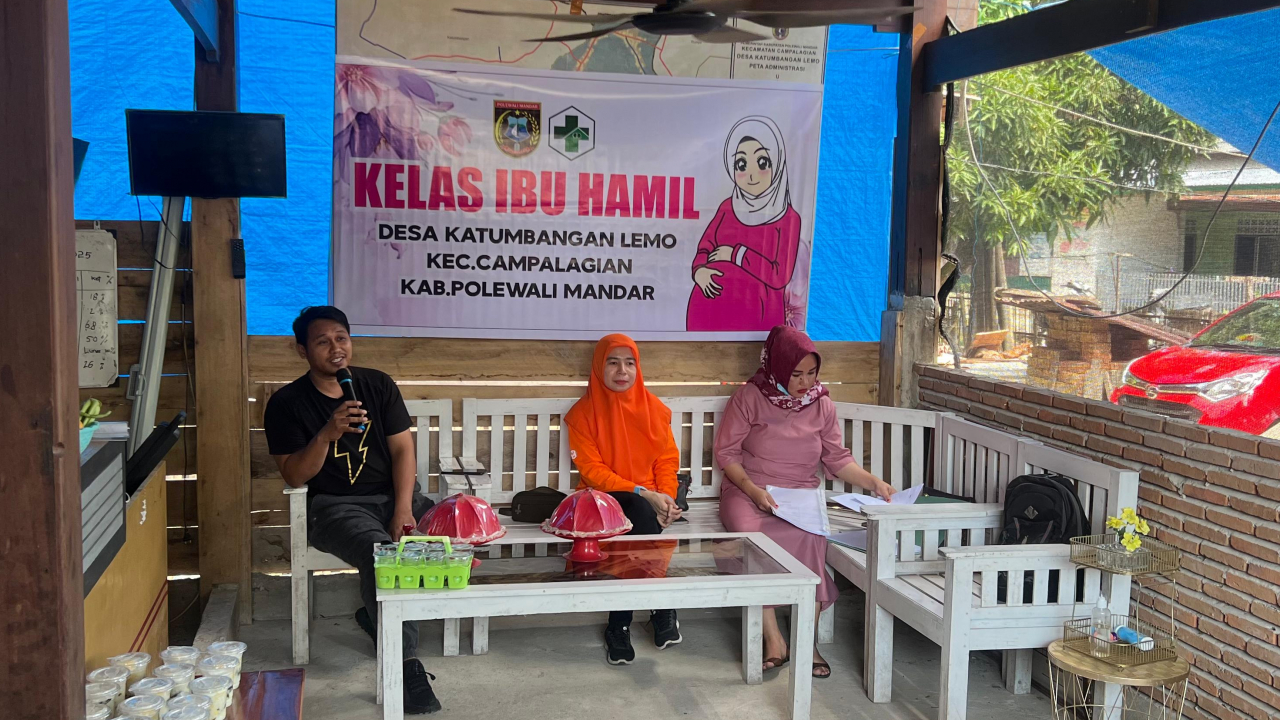 Kelas Ibu Hamil: Bekali Calon Ibu Desa Katumbangan Lemo dengan Pengetahuan Penting
