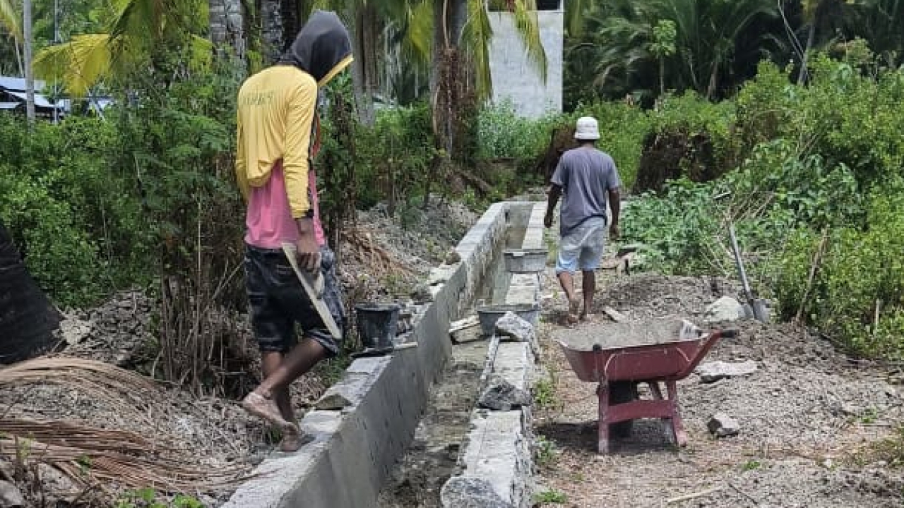 Peningkatan Infrastruktur Desa Lapeo: Pembangunan Drainase di Dusun Parabaya II