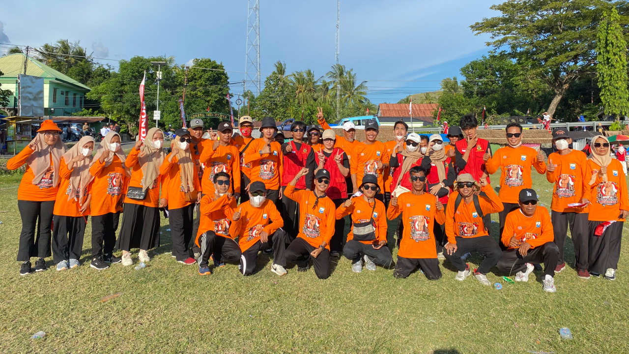 Unjuk Kreasi, Warga dan Pemerintah Desa Bonde Berpartisipasi di Devile Antar Desa Kecamatan Pamboang