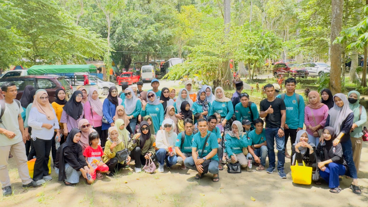 ### **Desa Banua Adolang Gelar Kunjungan Wisata ke Polewali Mandar**