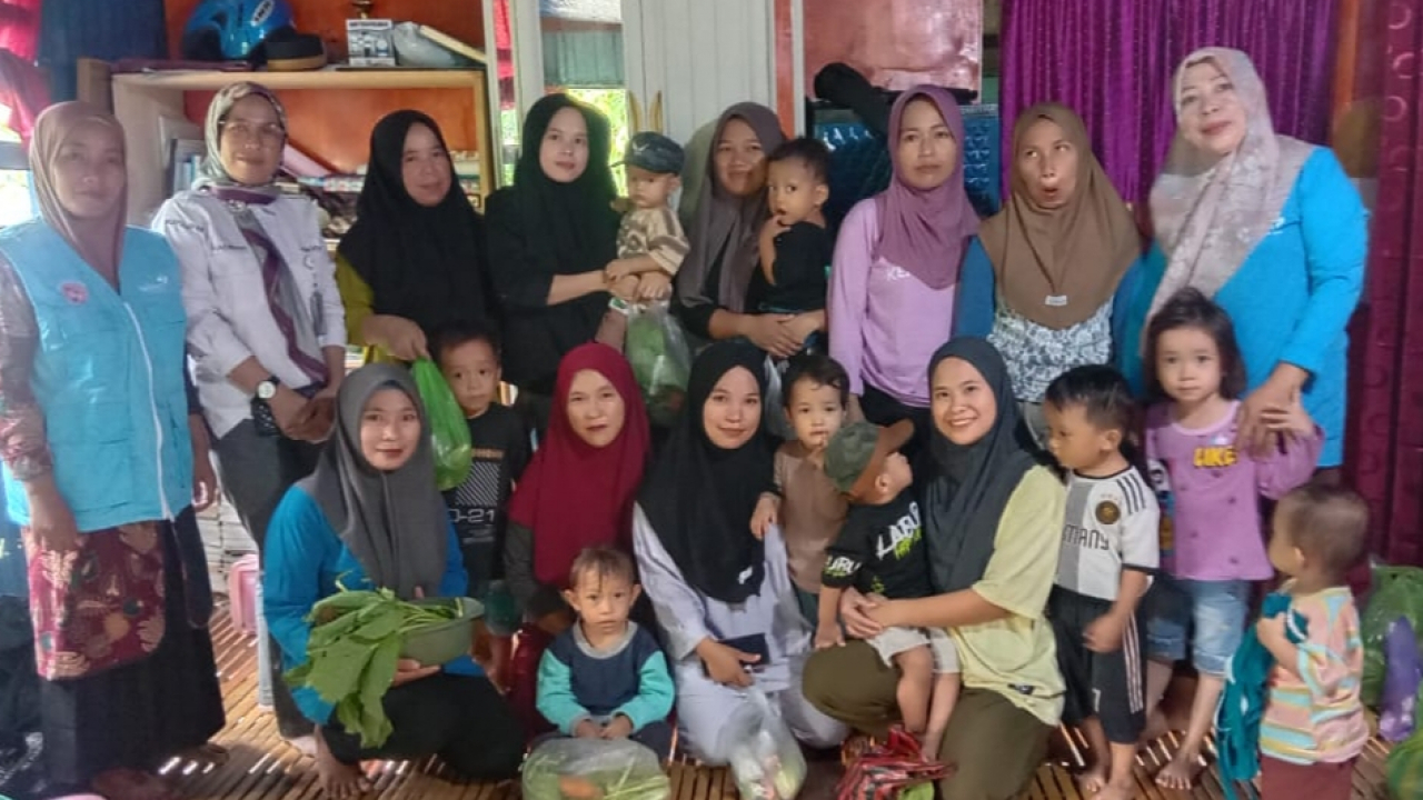 Pelaksanaan Posyandu di Kampung Belalang, Desa Banua Adolang