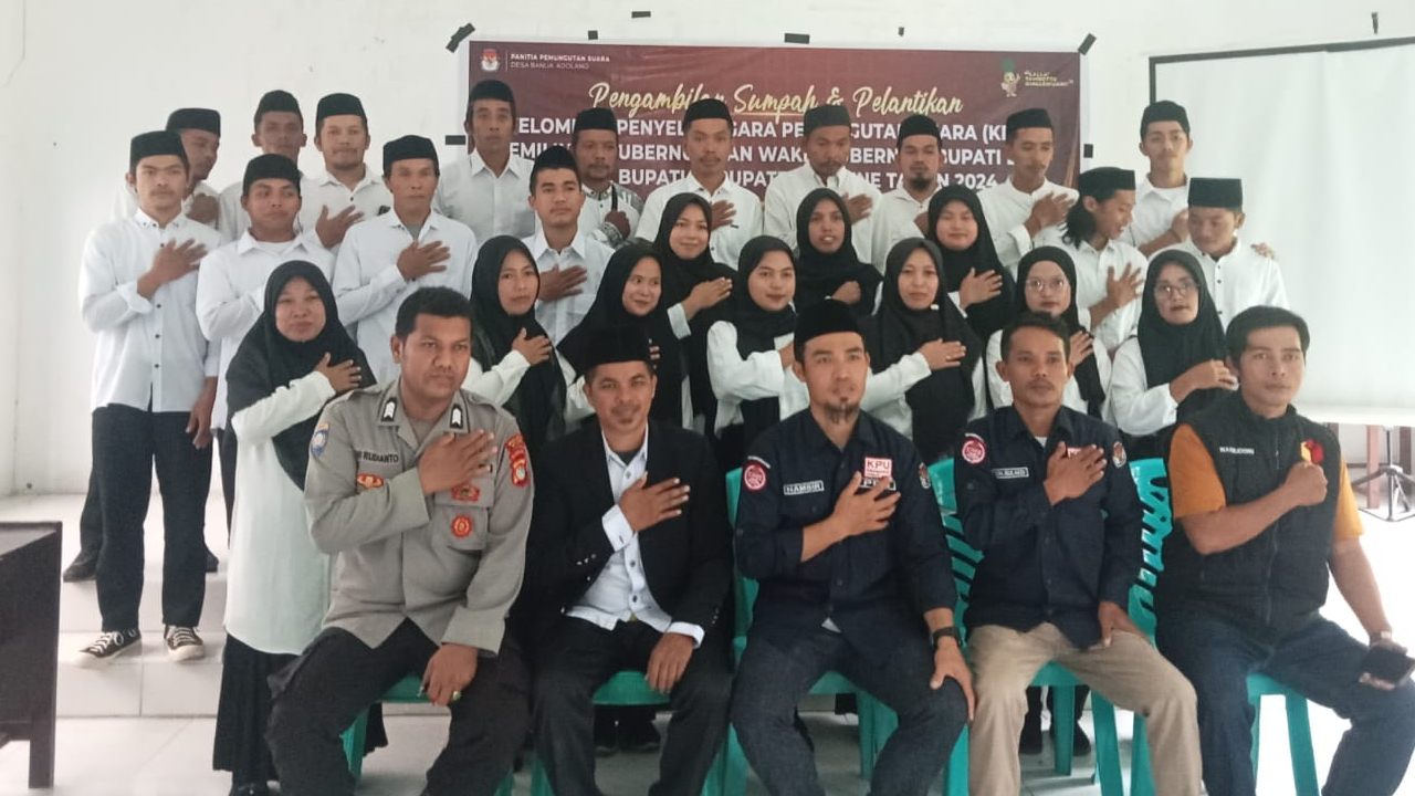 Pelantikan KPPS Desa Banua Adolang