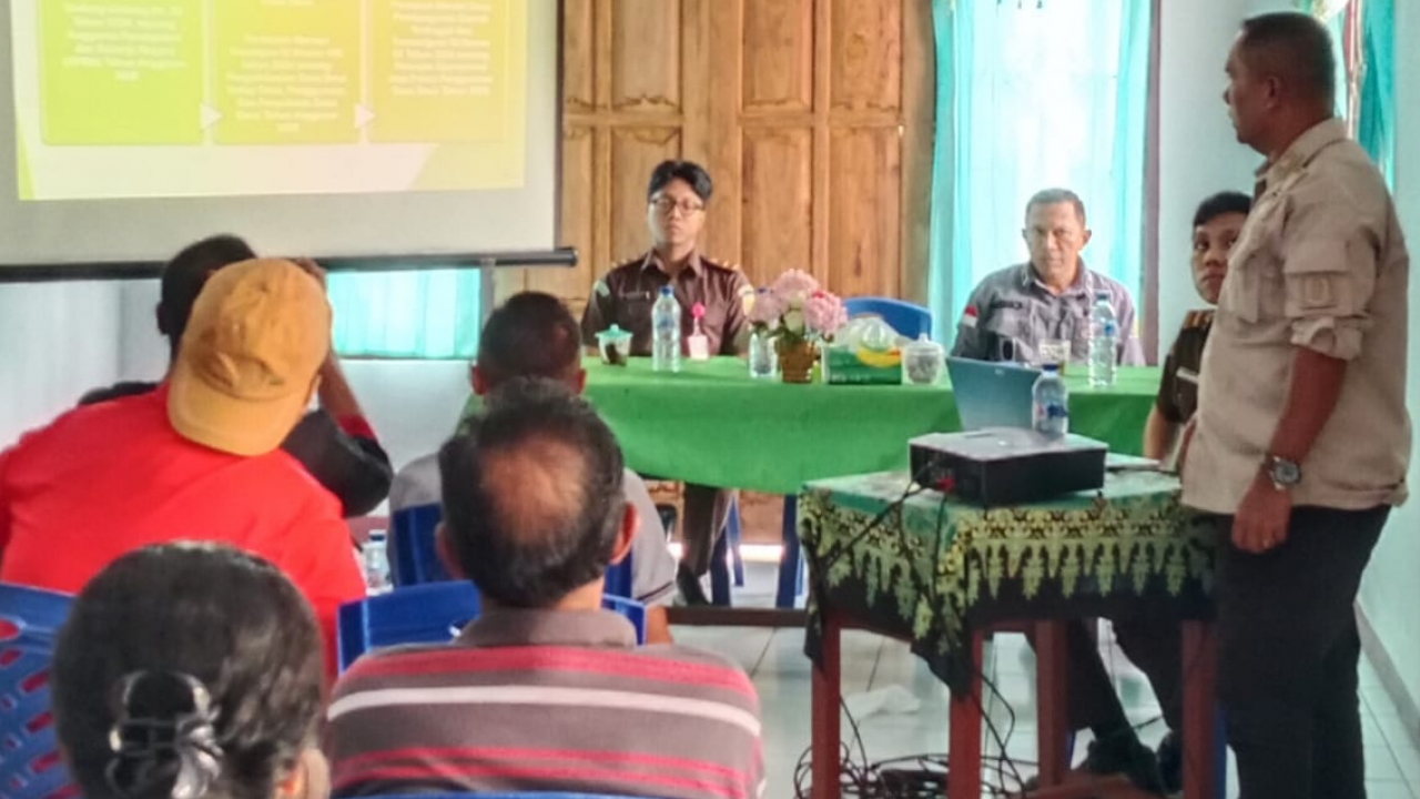 KEJAKSAAN CABANG AMBON DI SAPARUA GELAR PENGUATAN KAPASITAS HUKUM PENGELOLAHAAN DANA DESA & KOPERASI MERAH PUTIH