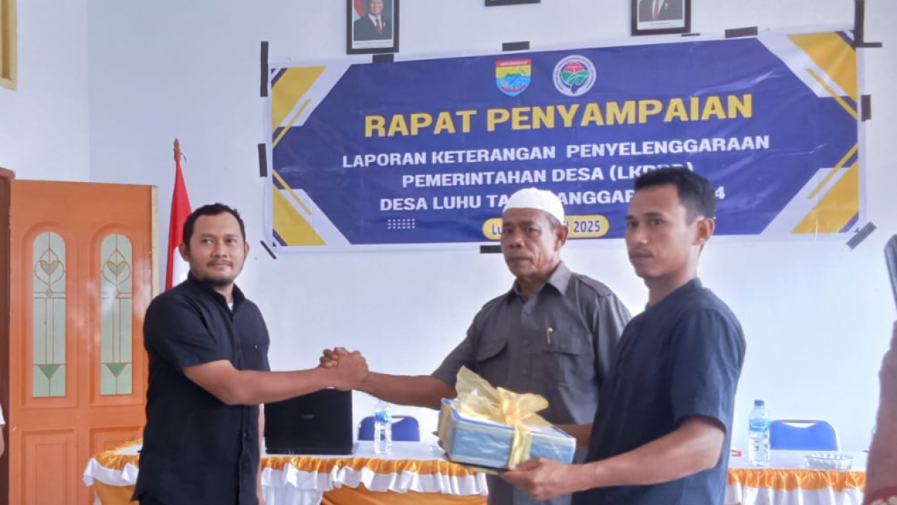 Rapat Penyampaian Laporan Keterangan Penyelenggaraan Pemerintahan Desa Luhu Tahun Anggaran 2024 Berlangsung Lancar