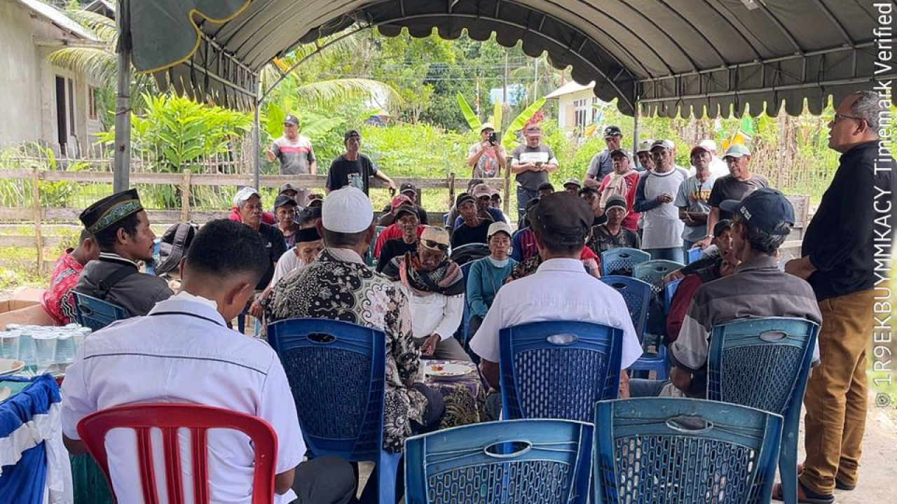 Desa Luhu Sambut Tamu Abubu dalam Pengambilan Baileu