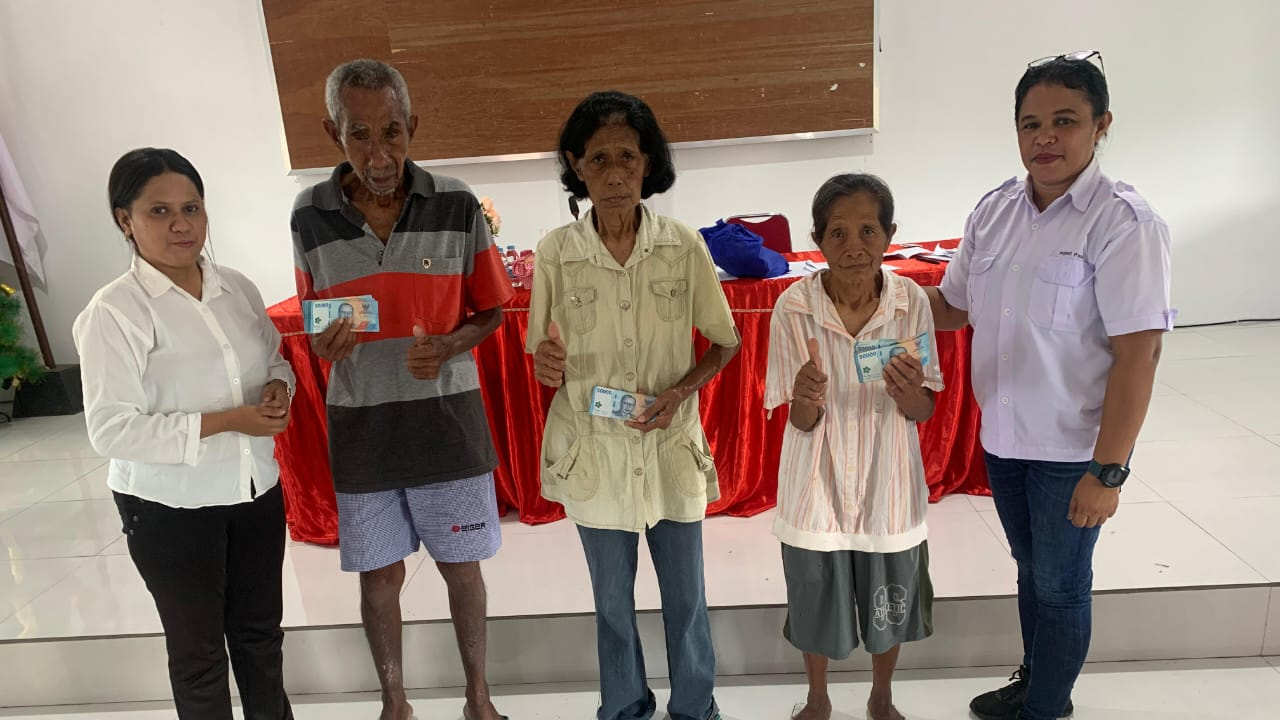 Penyaluran BANTUAN LANGSUNG TUNAI kepada Masyarakat Kurang mampu di Negeri Passo