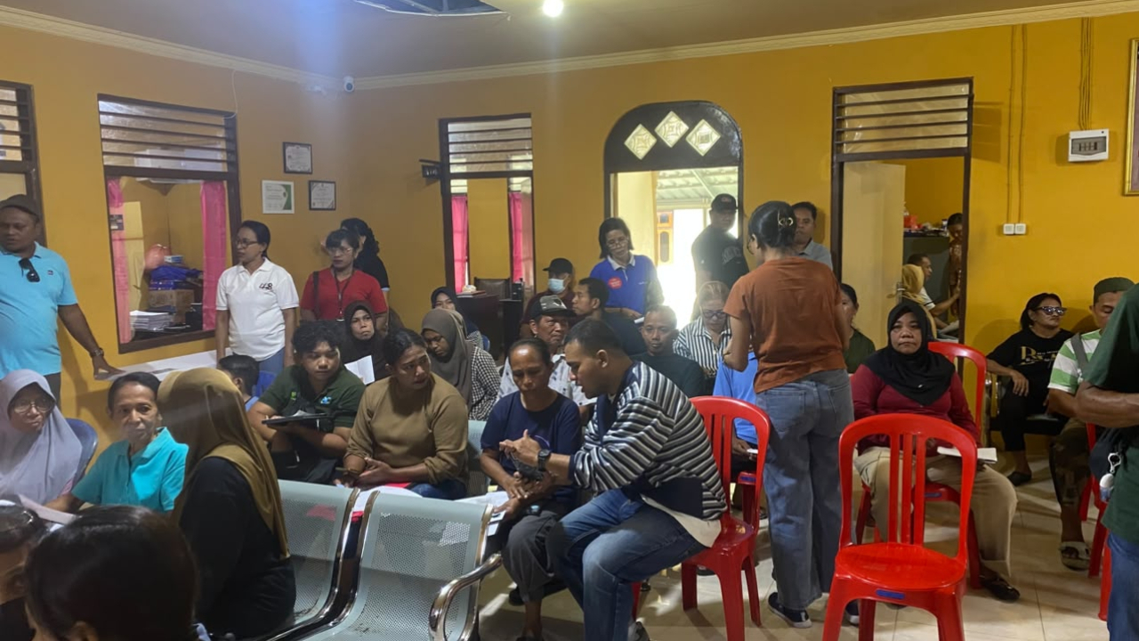 Masyarakat dan Pemerintah Desa Latta Dukung Digitalisasi Registrasi Bantuan Sosial serta Aktivasi IKD