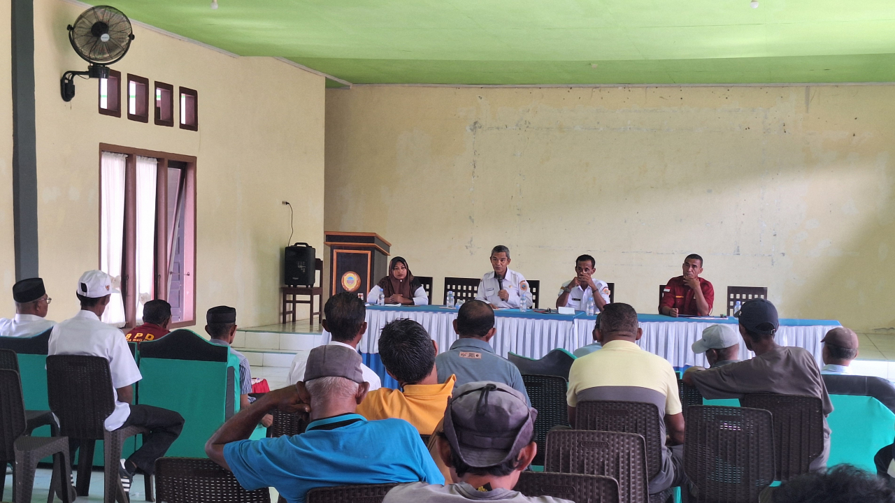 Rapat Pembentukan Kelompok Pertanian di Desa Wailegi: Fokus pada Ketahanan Pangan Lewat Budidaya Pisang dan Nanas