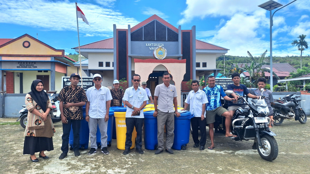 PERESMIAN PROGRAM PEMBUANGAN SAMPAH DESA WAILEGI UNTUK MENDUKUNG LINGKUNGAN BERSIH DAN SEHAT