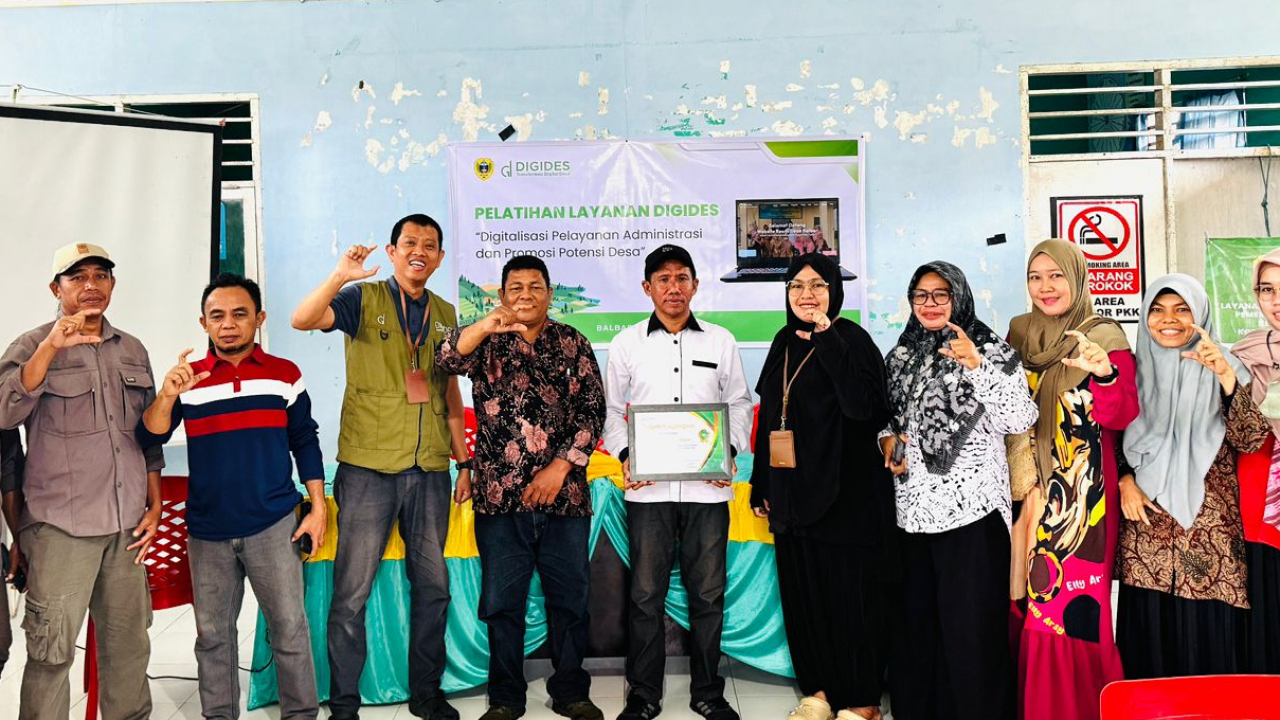 Pelayanan Administrasi Desa dan Transformasi Digital di Desa Balbar