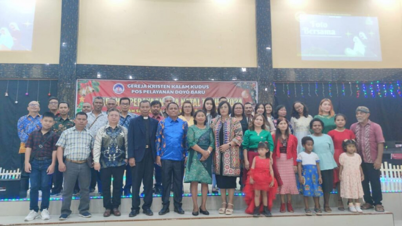 Perayaan Natal GKKD Pos Pelayanan Doyo Baru, Ada Damai Bagi Jemaat Memasuki Tahun 2025