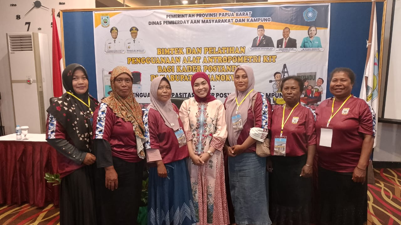 Kader Posyandu Kampung Sidomulyo mengikuti kegiatan Bimtek dan Pelatihan Penggunaan Alat Antropometri Kit