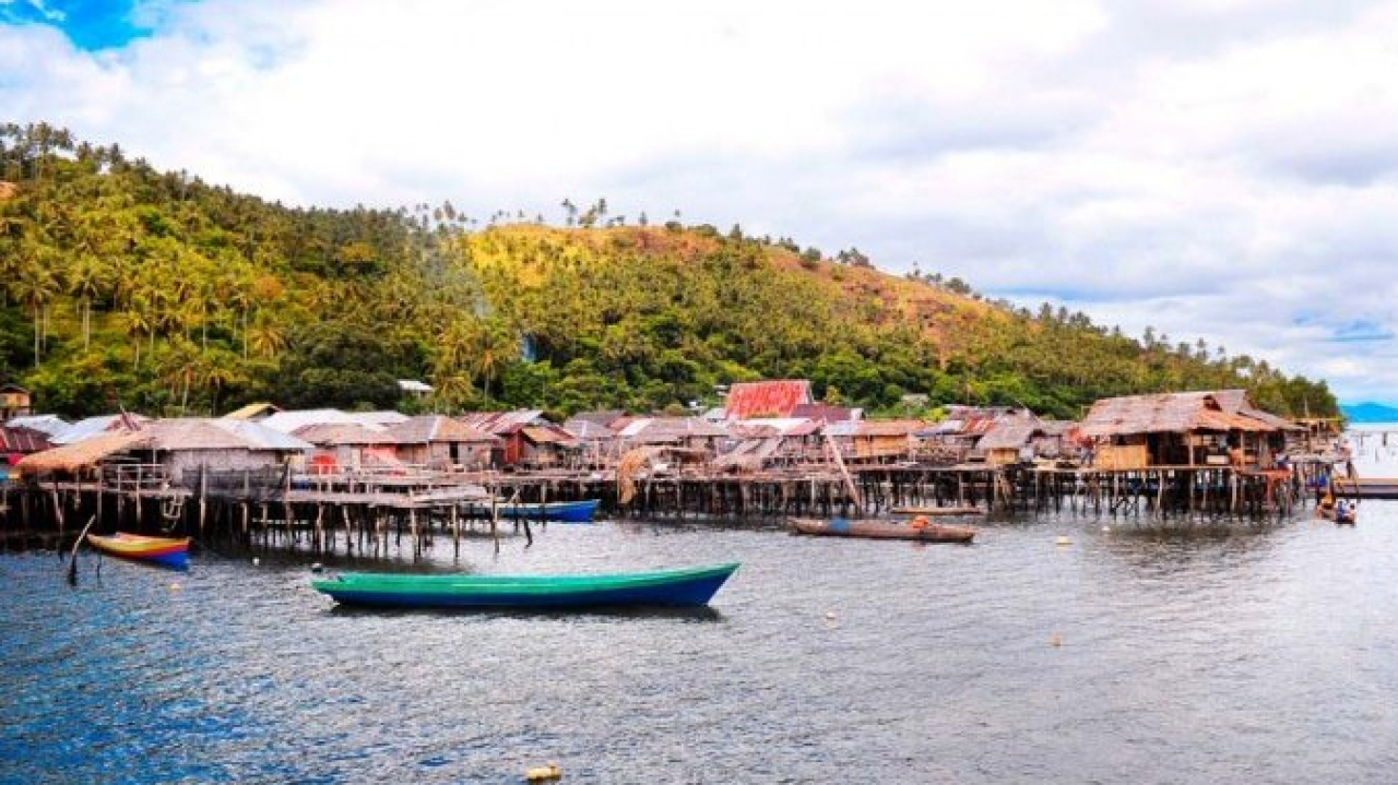 Pantai Bajo Pulau Sapeken