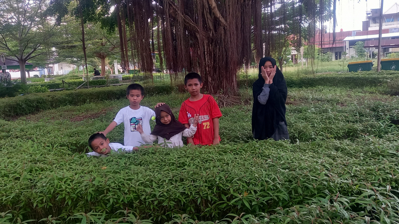 Taman Bunga Desa Maju